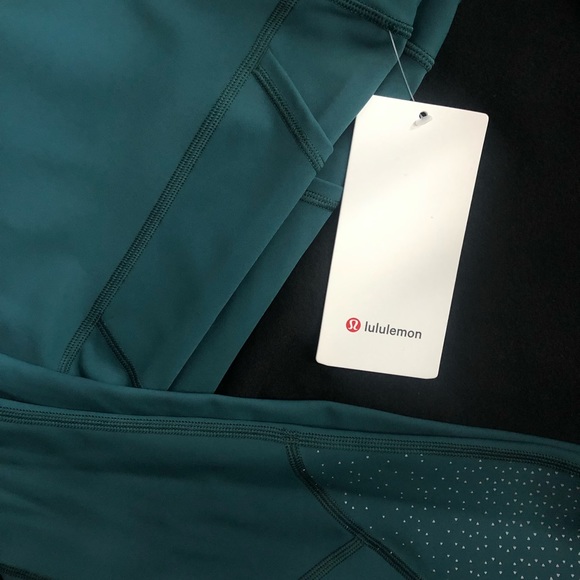 lululemon athletica Pants - NWT Tight Stuff 7/8 Tight ll